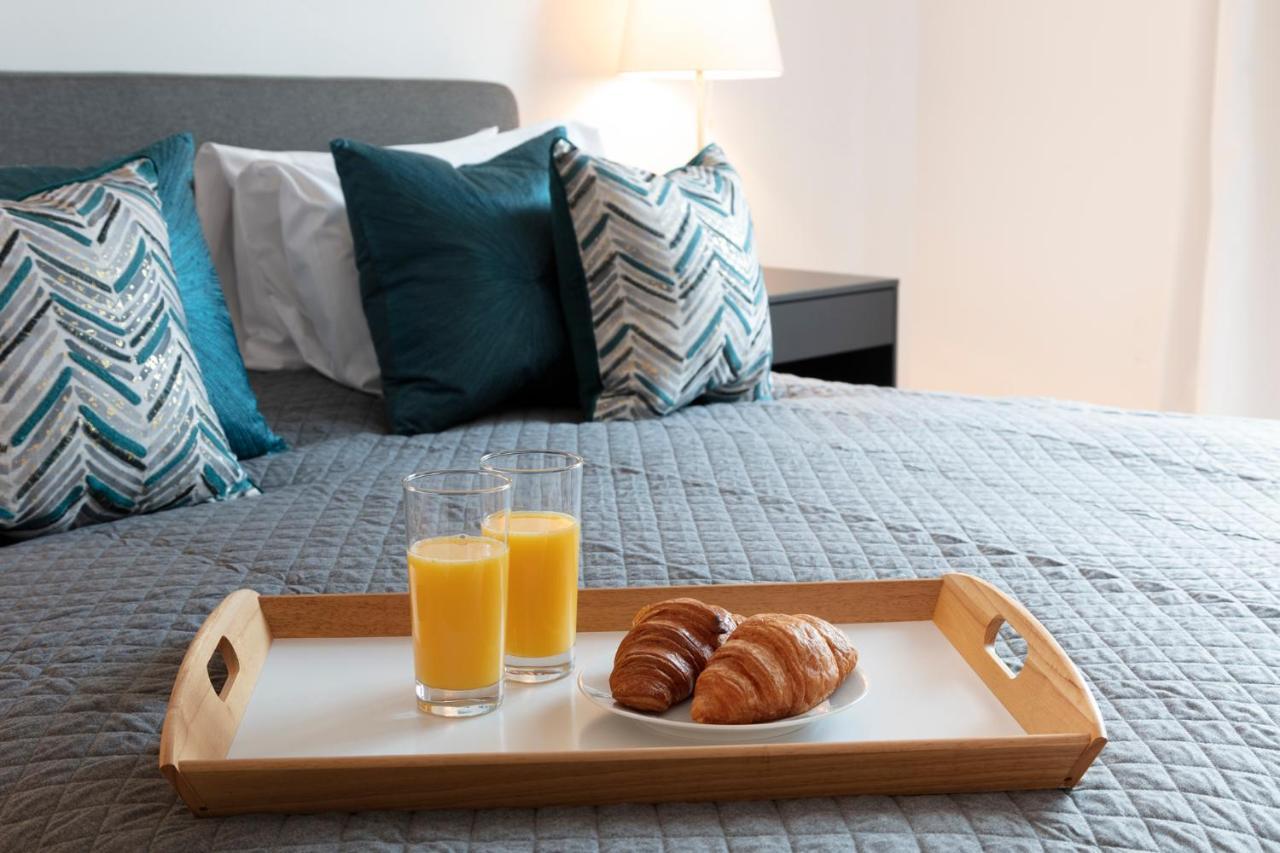 Hampden Apartments - The Charles Виндзор Экстерьер фото